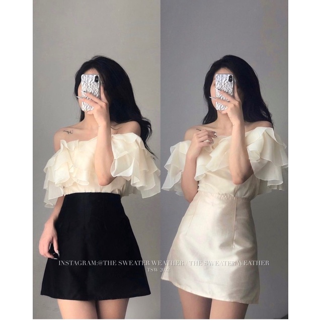 Áo hai dây bèo trễ vai + chân váy taca