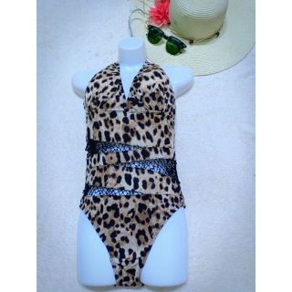 Set bộ bơi cho Mẹ Nhung Phạm