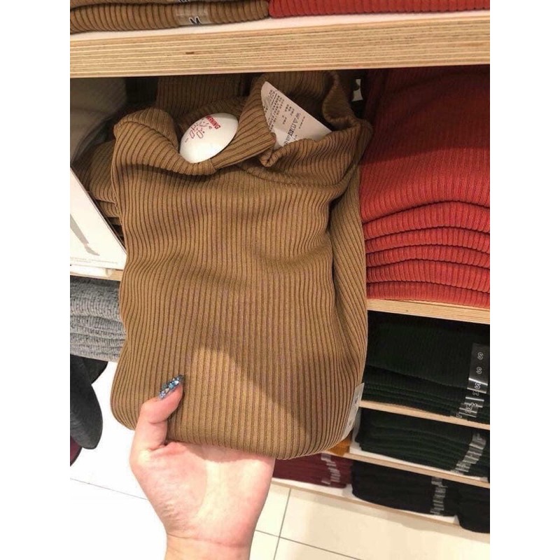 Áo len tăm Uniqlo | BigBuy360 - bigbuy360.vn