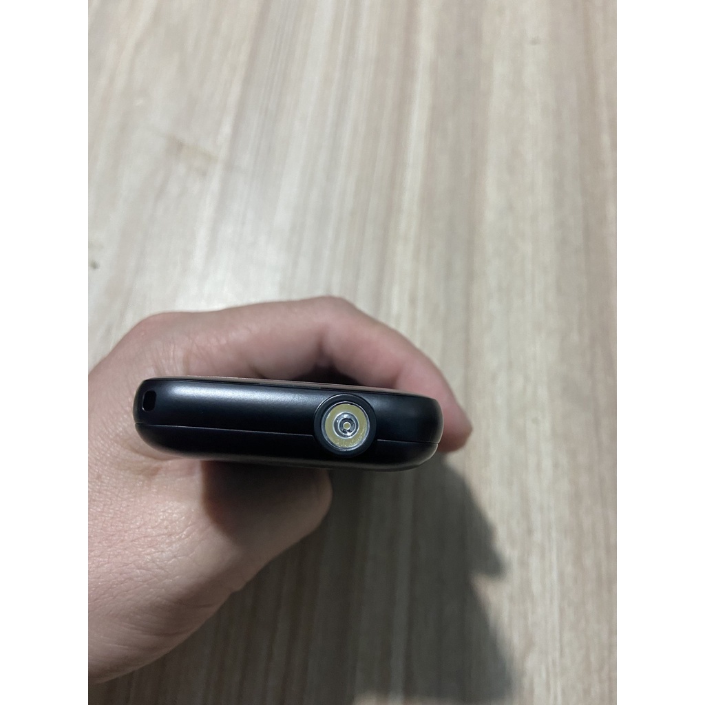 Điện thoại Philips E527 Xenium