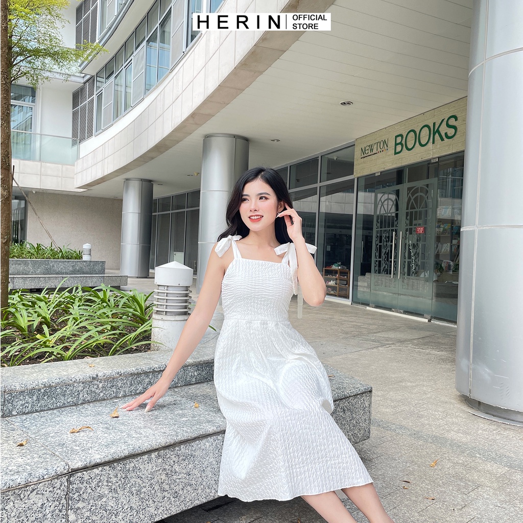 Đầm hai dây đầm noel trắng thời trang nữ sang chảnh bo ngực vải may 2 lớp hàng CAO CẤP mã [XOP 2S] | BigBuy360 - bigbuy360.vn