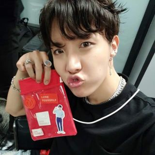 TÚI LOVE YOURSELF J-HOPE (Ảnh Thật)
