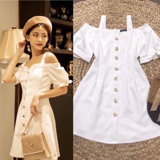 Đầm 2 dây trễ vai đính nút giữa