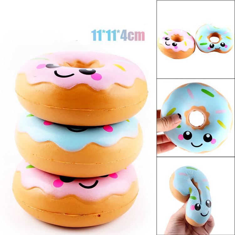 Đồ chơi bóp tay hình bánh donut in hình mặt cười dễ thương giảm stress hiệu quả