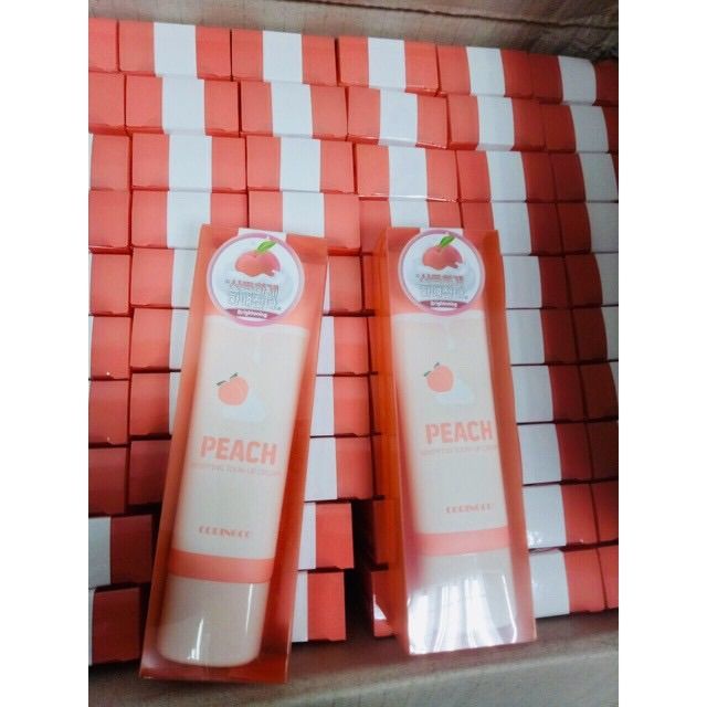 Kem đào dưỡng trắng da nâng tông Hàn Quốc Peach