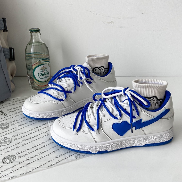 Ielgy Nữ Thiết Kế Giày Thể Thao Nền Xanh Dương Trái Tim