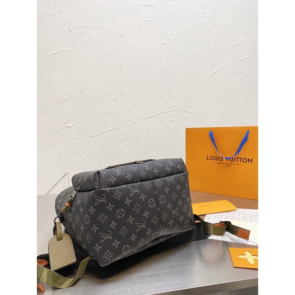 Balo LV cao cấp có sẵn