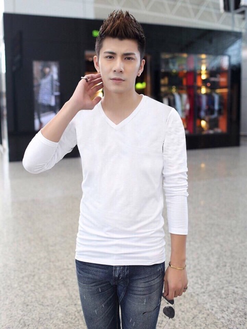 Áo thun tay dài cổ tim trơn