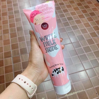 Tuýp Tẩy Tế Bào Chết Sữa Bò White Milk Shine 320ml