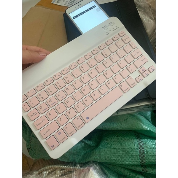 Bàn phím bluetooth ko dây tương thích mọi loại máy từ IPtablet táo android lap top