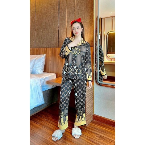 Pijama hàng thiết kế họa tiết GUCCI vải lụa xước Tô Châu cao cấp.Ảnh shop chụp thật ở cuối trang nha khách