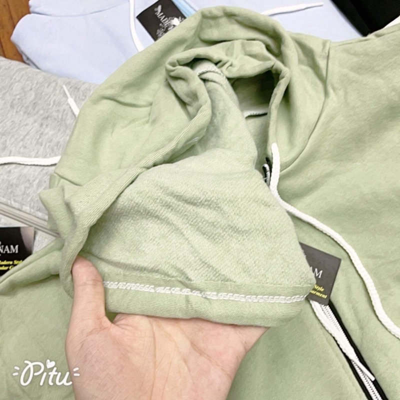 [Mã FAMARAL1 giảm 10K đơn 50K] Áo khoác nỉ trơn tay phồng HS6