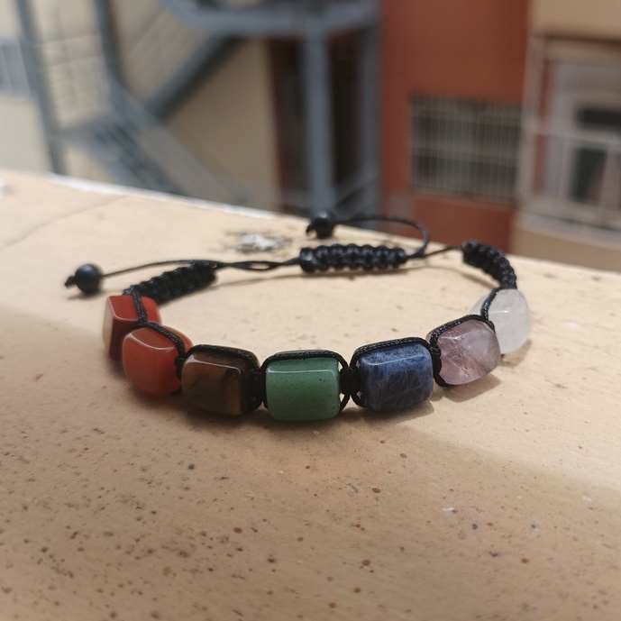 Vòng tay 7 viên đá cân bằng Luân Xa Chakra - 7 Chakras balancing bracelet