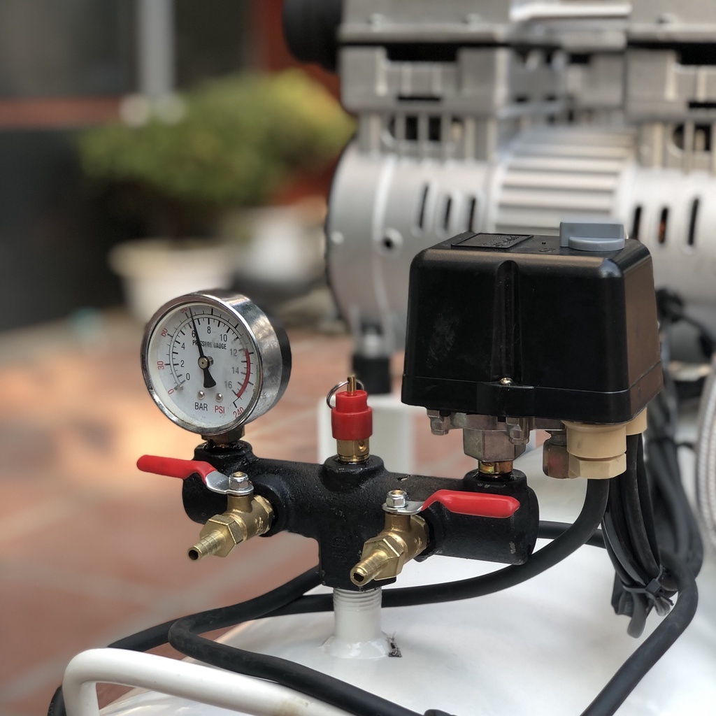 Máy nén khí không dầu Pegasus TM-OF750x3-120L, dung tích 120L, công suất 3HP, hàng chính hãng
