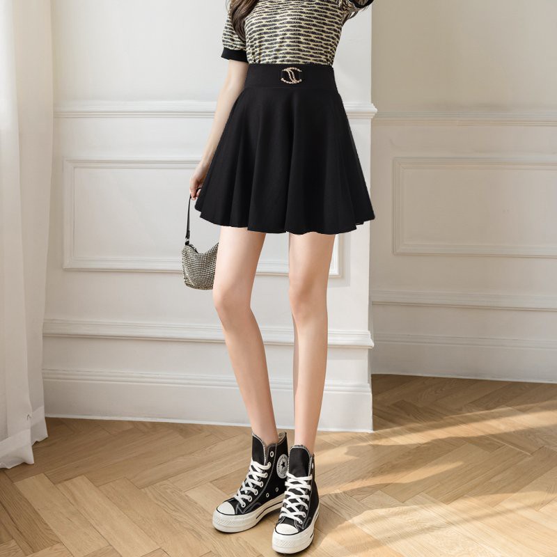 Chân váy ngắn xòe họa tiết hao thạch anh Cv05