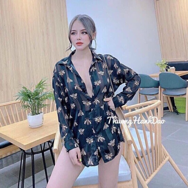 áo sơ mi form rộng in họa tiết con ong chữ cái siêu xinh cá tính form rộng