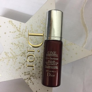 Kem Chống Nắng Dior Capture Totale One Essentail City Defense SPF50 PA++++