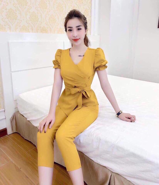 [ Mã FAMAYWA2 giảm 10K đơn 50K] Sét bộ lửng cát hàn tay ngắn áo vạt chéo phối đai lưng | BigBuy360 - bigbuy360.vn