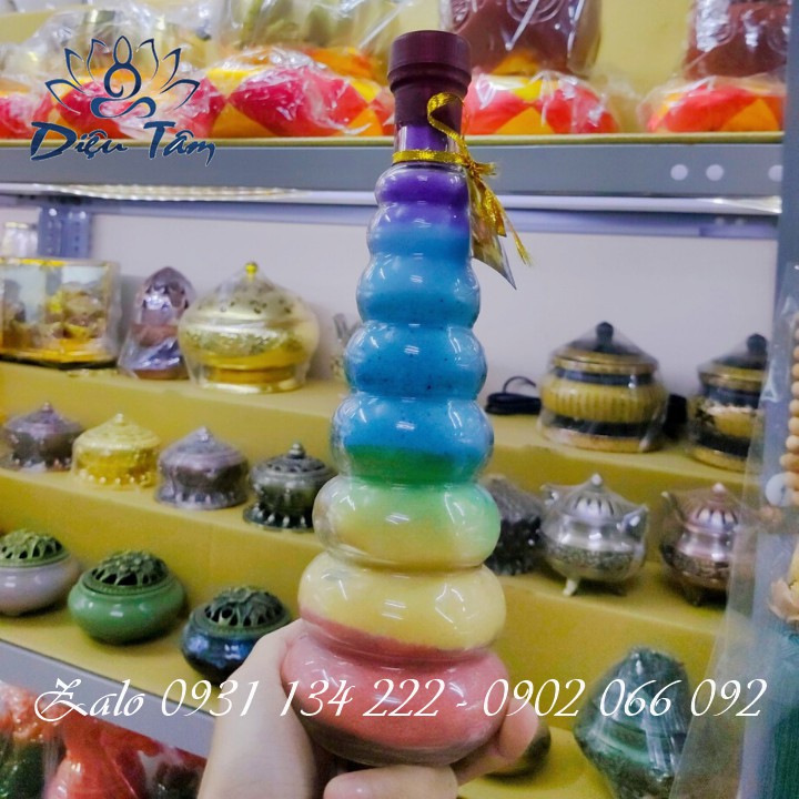 Chai muối phong thủy bày bàn thờ