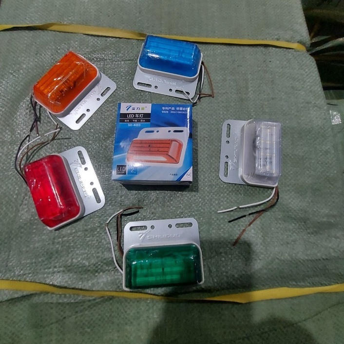 Đèn sườn xe tải SD 4003, đèn hông xe tải led 12V- 24V
