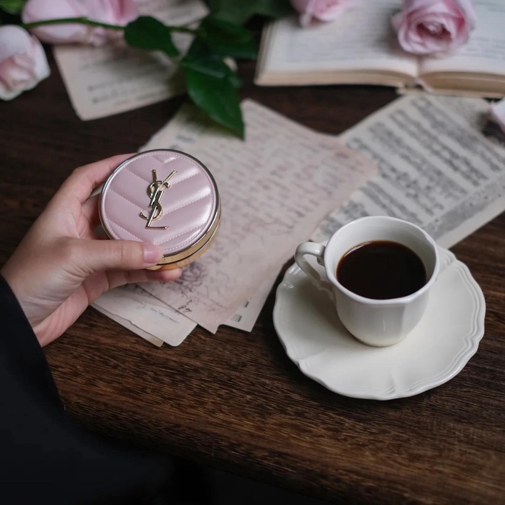 Phấn nước YSL Toiche eclat glow pact