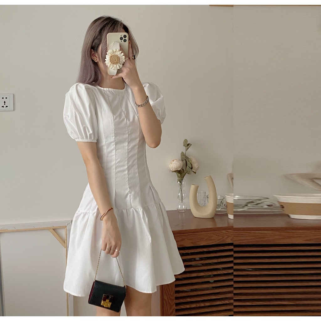 Đầm trắng nữ dáng ngắn xòe, váy đen dáng ôm emmei v113 | BigBuy360 - bigbuy360.vn