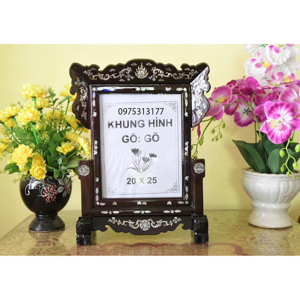 KHUNG ẢNH THỜ GỖ GÕ THẤP 20 X 25