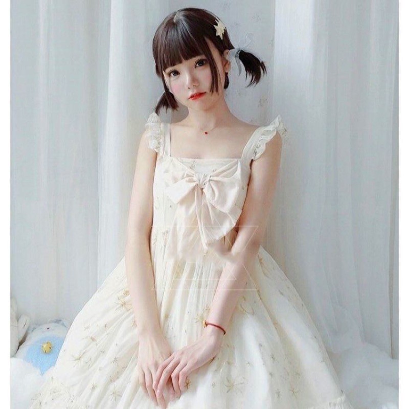 Đầm lolita nơ ngực