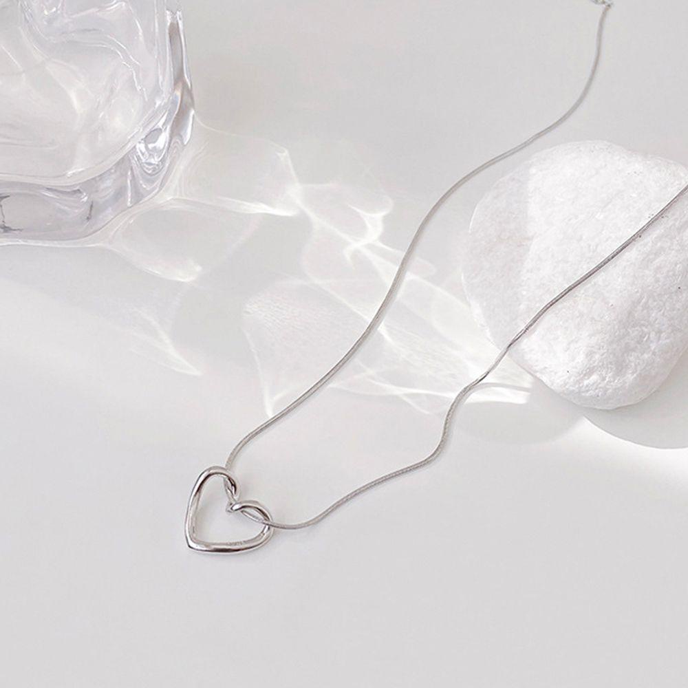 Vòng cổ Xương Rắn Mặt Hình Trái Tim Phong Cách Vintage Thời Trang