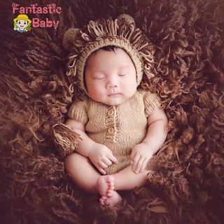 Jumpsuit kèm nón dệt len làm đạo cụ chụp ảnh cho bé