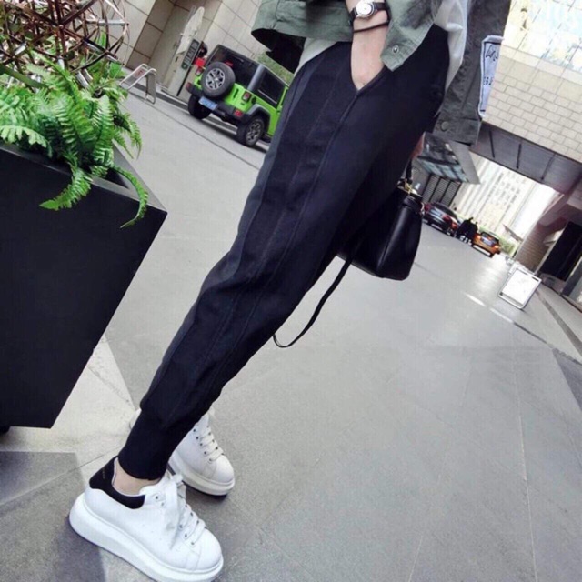 Quần jogger nữ