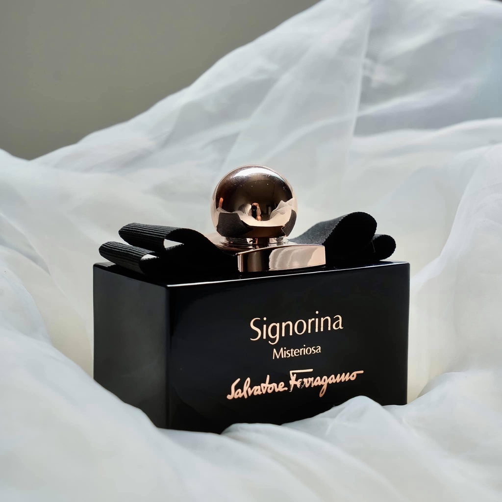 Mẫu Nước hoa nữ dùng thử Salvatore Ferragamo - Signorina Misteriosa EDP - 10ml