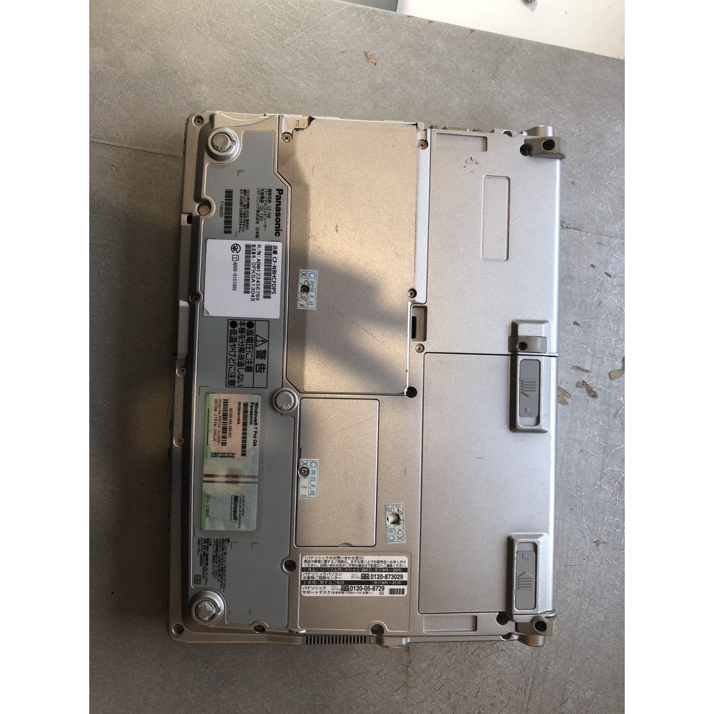 Laptop cũ panasonic cf-S9,core i5 M520 ,8GB Ram,320GB HDD