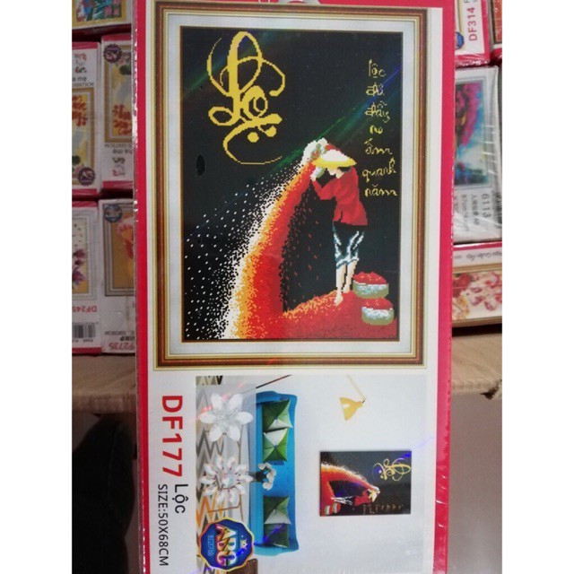 Tranh Đính Đá CHỮ LỘC ĐẦY ĐỦ NO QUANH NĂM (ĐÁ ABC CAO CẤP). Kích Thước: 68cm x 50cm