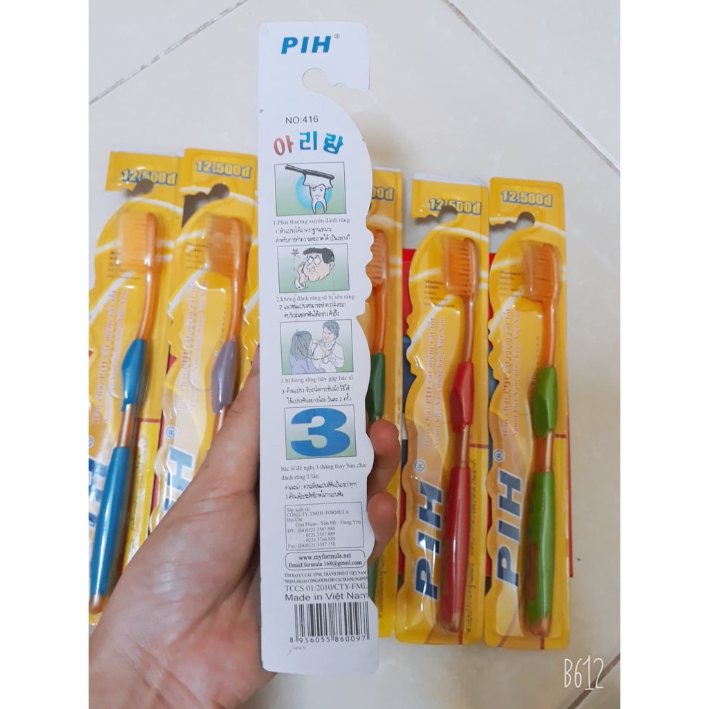 Bàn chải đánh răng PIH cao cấp