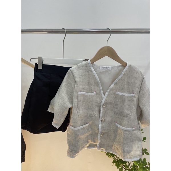 Set áo dạ phối chân váy đen sang trọng tiểu thư