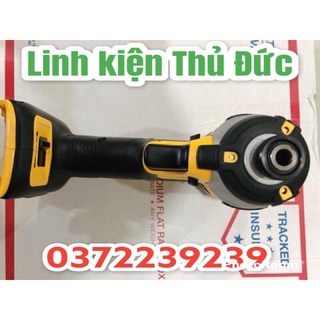 Khoan vít DEWALT 887