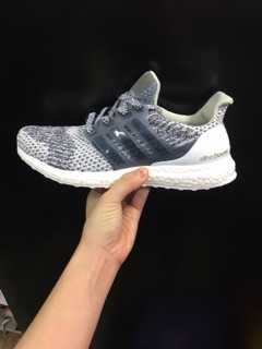 Giày ultra boost