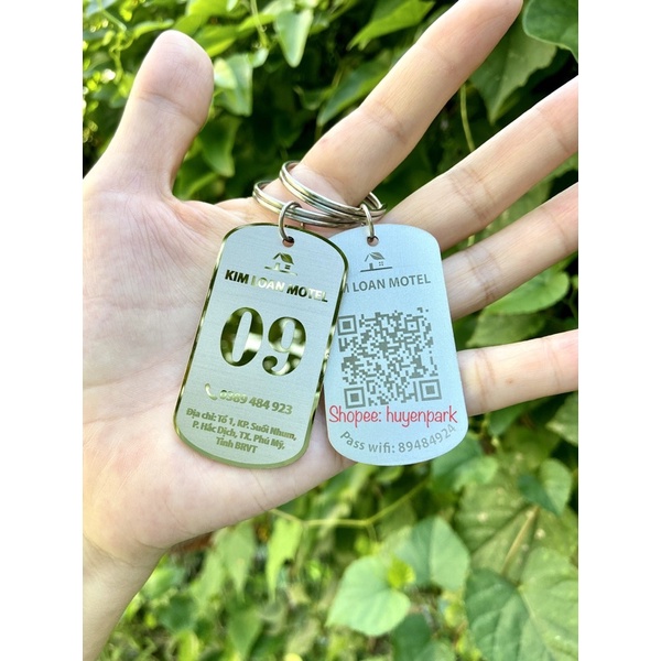 Móc khoá inox hotel, homestay, cửa hàng khắc laser 2 mặt theo yêu cầu