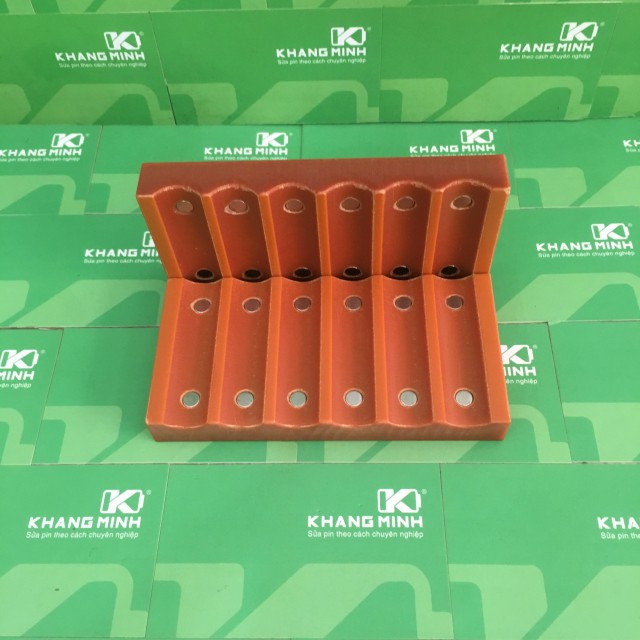 Khuôn kẹp pin 18650 21700 26650 phíp đúc cao cấp và có nam châm hít cực mạnh
