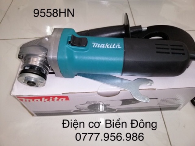 Máy mài 1,25 TẤC MAKITA 9558HN chuyên dùng để mài cắt sắt, tường, gỗ, tông