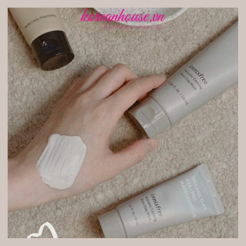 MẶT NẠ ĐẤT SÉT INNISFREE VOLCANIC CALMING PORE CLAY MASK BẢN MỚI CHIẾT XUẤT AHA/PHA MADECASSOSIDE 100ml