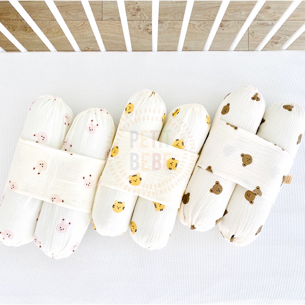 Gối chặn cho bé sơ sinh PETIT BEBE muslin thoáng khí họa tiết động vật đáng yêu trẻ ngủ ngon