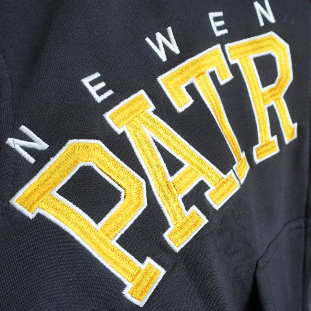 [sẵn] Áo khác tay dài form rộng thêu chữ PATR (ảnh thật tại shop) Tanazi Closet