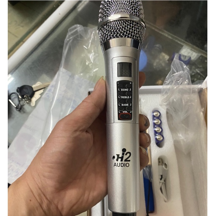 Bộ Micro Không Dây Chính Hãng H2 AUDIO, Tặng Pin, Micro Chuyên Hát Karaoke - Chỉnh ECHO, BASS, TREBLE - Trên Micro