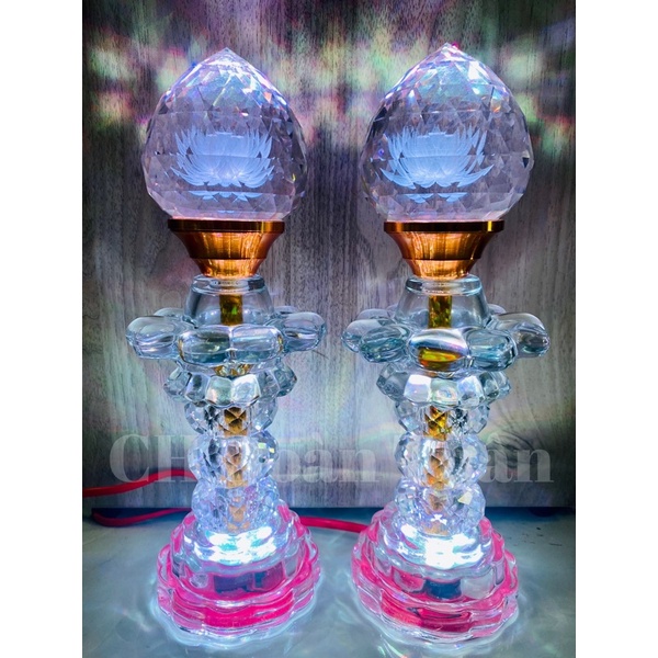 Đèn thờ hoa sen trái đào pha lê khắc hoa sen ( một cặp )
