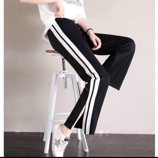 Quần ống rộng 3 sọc xẻ hót