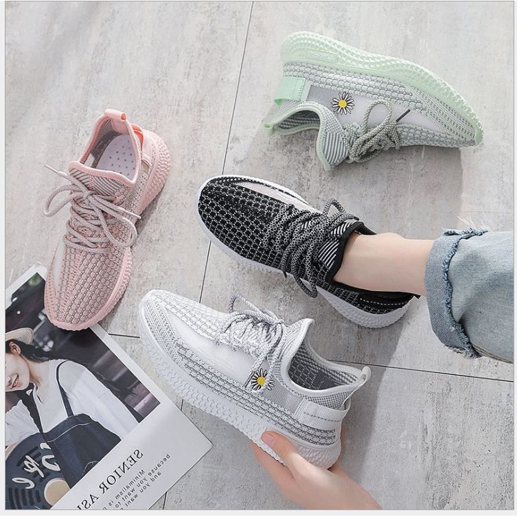 Giày thể thao  cổ chun thêu hoa cúc  nữ hot tredt  hàn quốc mẫu mới 2022