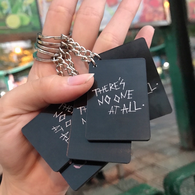 Móc khoá There’s No One At All NOAA Sếp