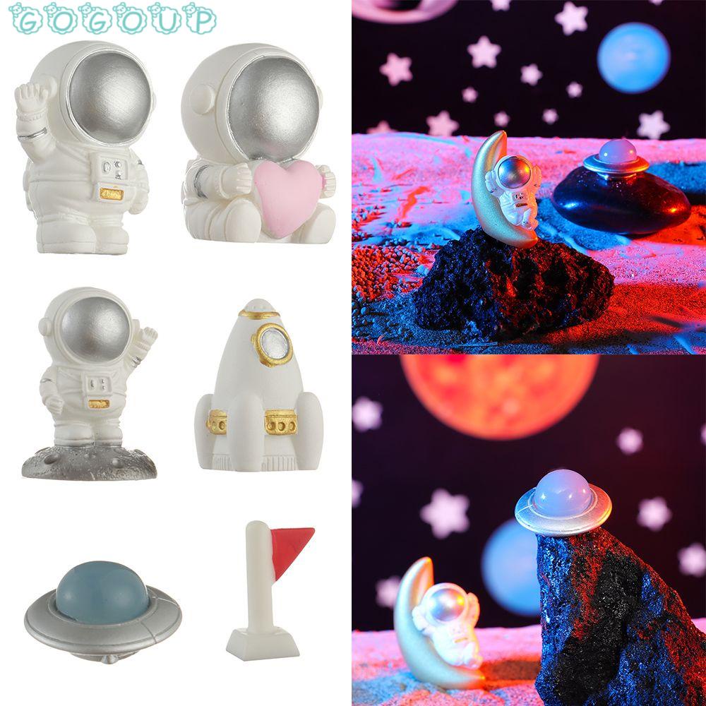 Mô Hình Phi Hành Gia Trang Trí Nhà Cửa Sáng Tạo Bằng Nhựa Resin